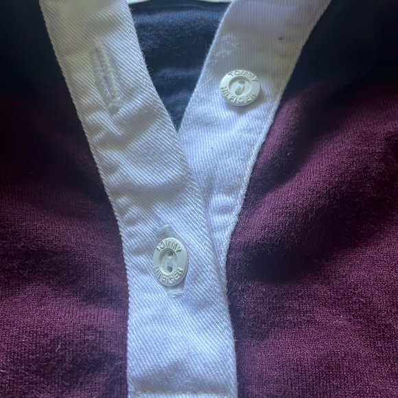 Tommy Hilfiguer long sleeve. Size XL. - Picture 3 of 5